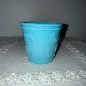 Vintage‎ Blue Floral Grapes Milk Glass Vase